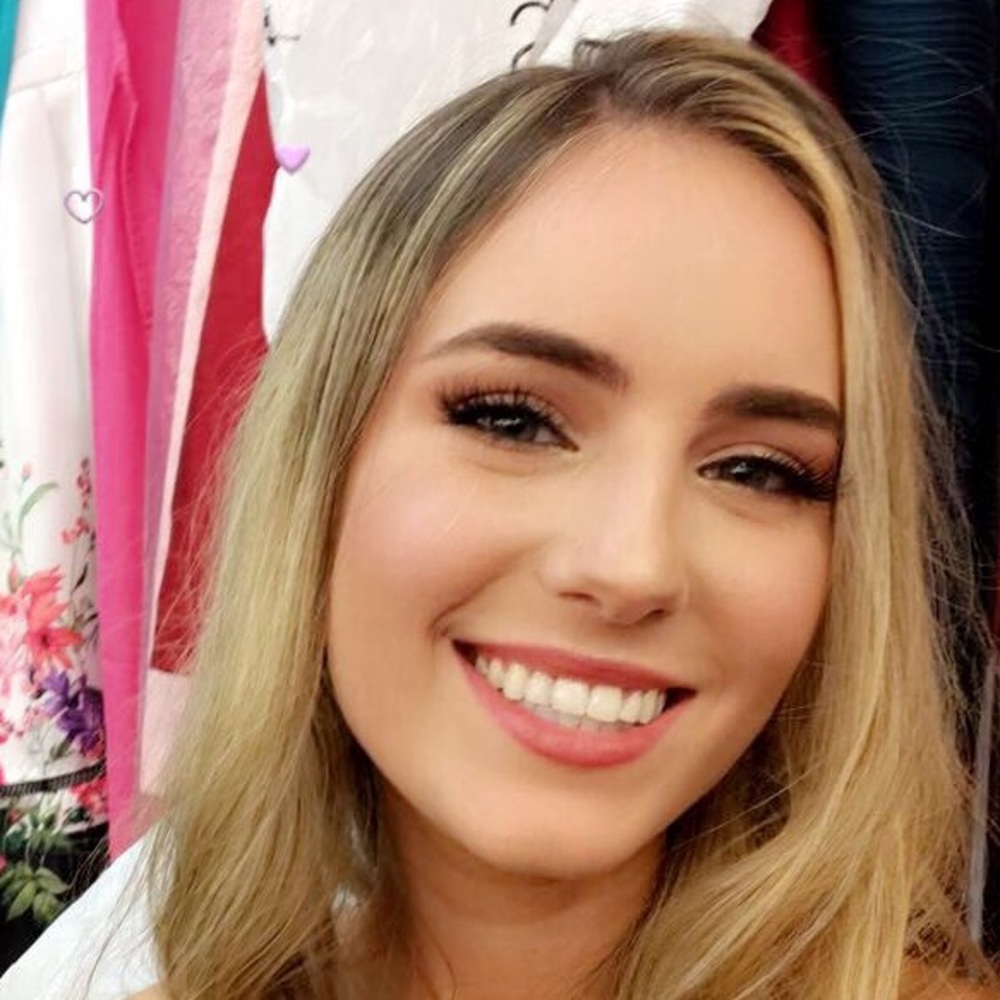 Meet your Posher, Brielle